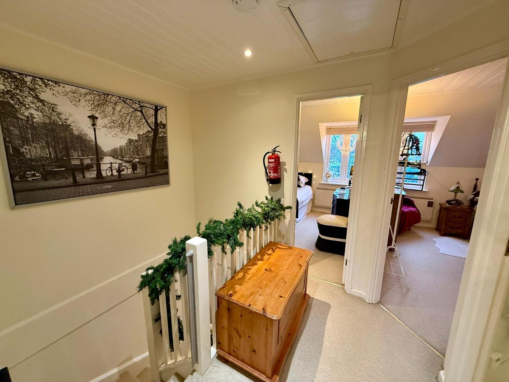 Luxury Kingfisher Lodge, Isis Lake, Within The Cotswold Waterpark Cirencester Esterno foto
